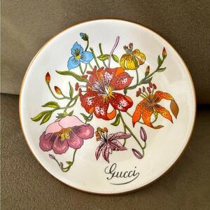 Gucci Vintage Floral Decorative Plate